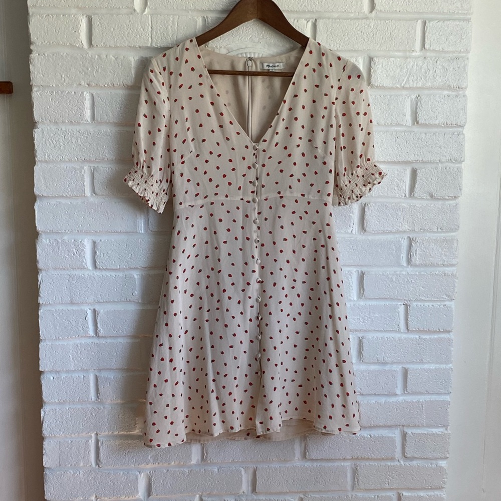Madewell midi silk dress strawberry print, size 0